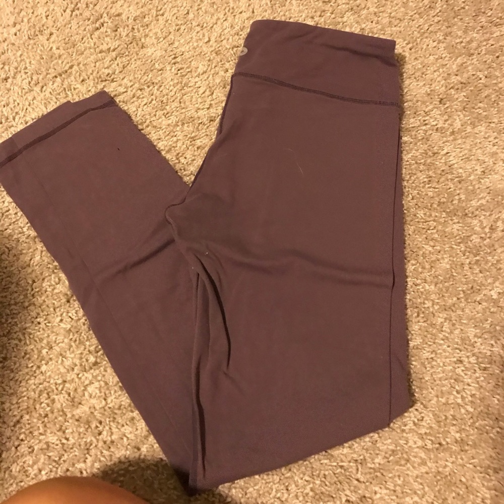 Purple leggings